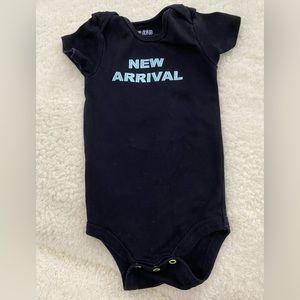 New Arrival Onesie 9months 100% cotton